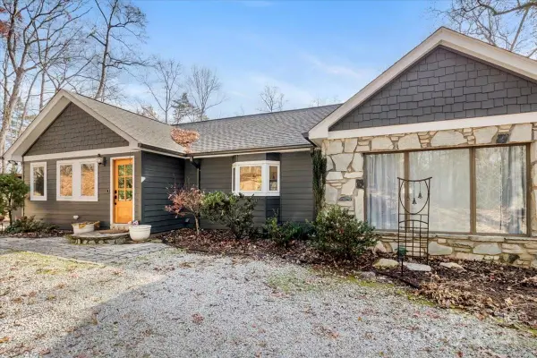 1224 Forest Lake Heights Drive, Nebo, NC 28761