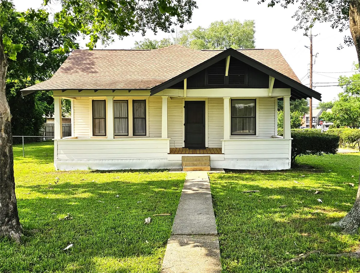 315 High Street, Tomball, TX 77375 - #1