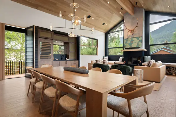 515 E Hansen Avenue, Jackson, WY 83001