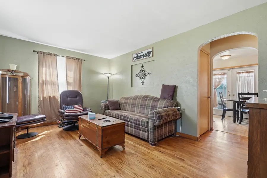 709 37th St Ne, Cedar Rapids, IA 52402 - #2
