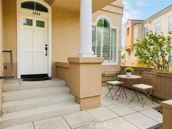 1044 Rossano Way, Anaheim Hills, CA 92808