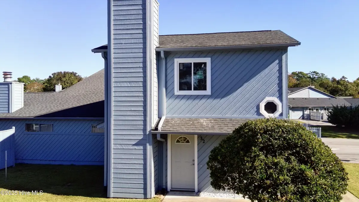 32 Harbour Walk, New Bern, NC 28562 - Image #1