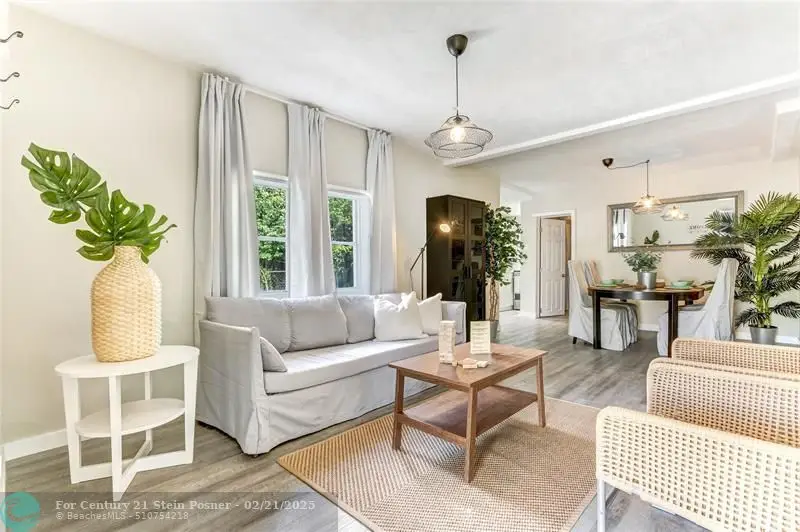 427 S 24th Ave, Hollywood, FL 33020 - Image #3