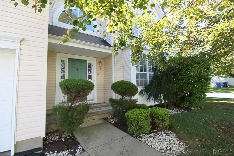 -27 Pin Oak Drive, North Brunswick, NJ 08902 - #2