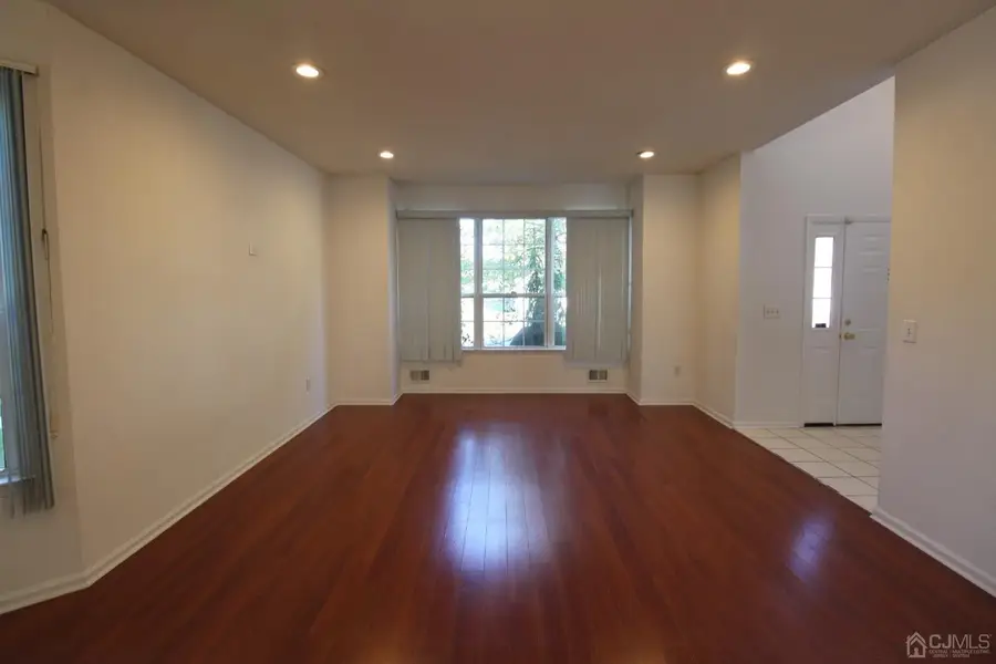 -27 Pin Oak Drive, North Brunswick, NJ 08902 - #3