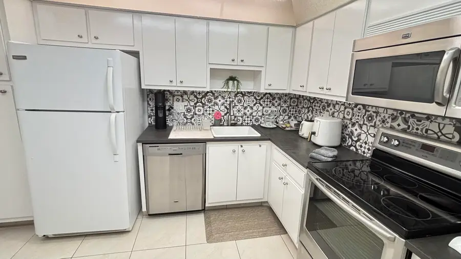 605 Oaks Drive #Unit 503, Pompano Beach, FL 33069 - #2