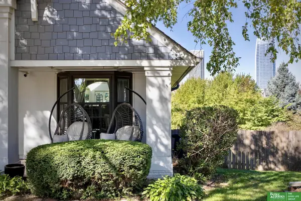 1106 S 15th Circle, Omaha, NE 68108