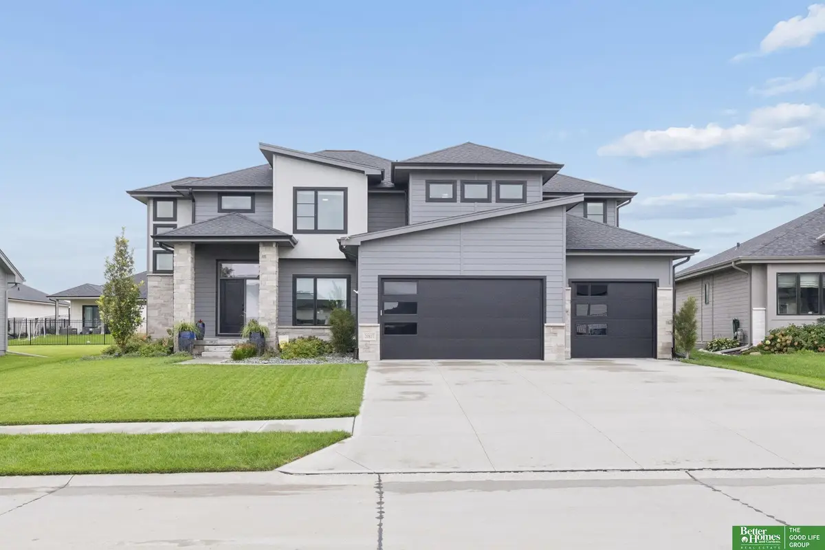 20817 Hartman Avenue, Elkhorn, NE 68022 - #1
