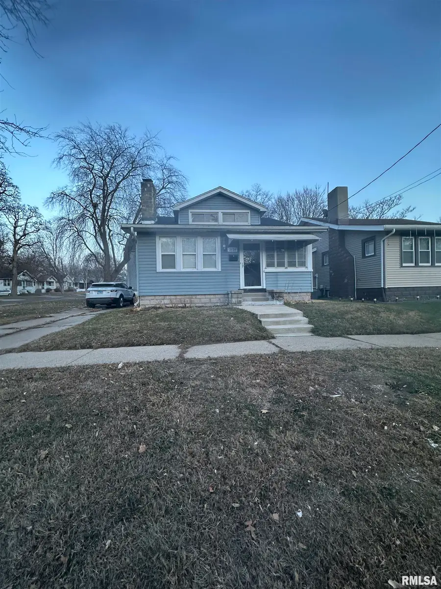 2116 N Peoria Avenue, Peoria, IL 61604 - Image #3