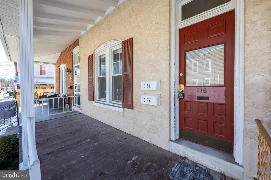 316 Lincoln Ave #2, Phoenixville, PA 19460 - #3