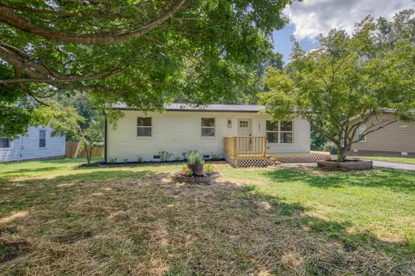 1831 Outer Drive, Lenoir City, TN 37771