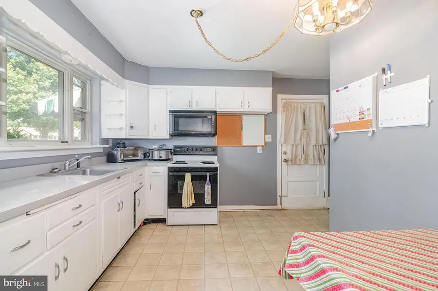 408 Clinton Rd, Harrisburg, PA 17109 - Image #3