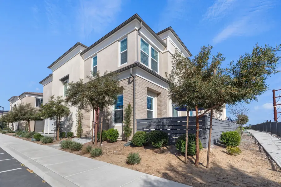 1220 Sunrise View #101, San Marcos, CA 92078 - #2