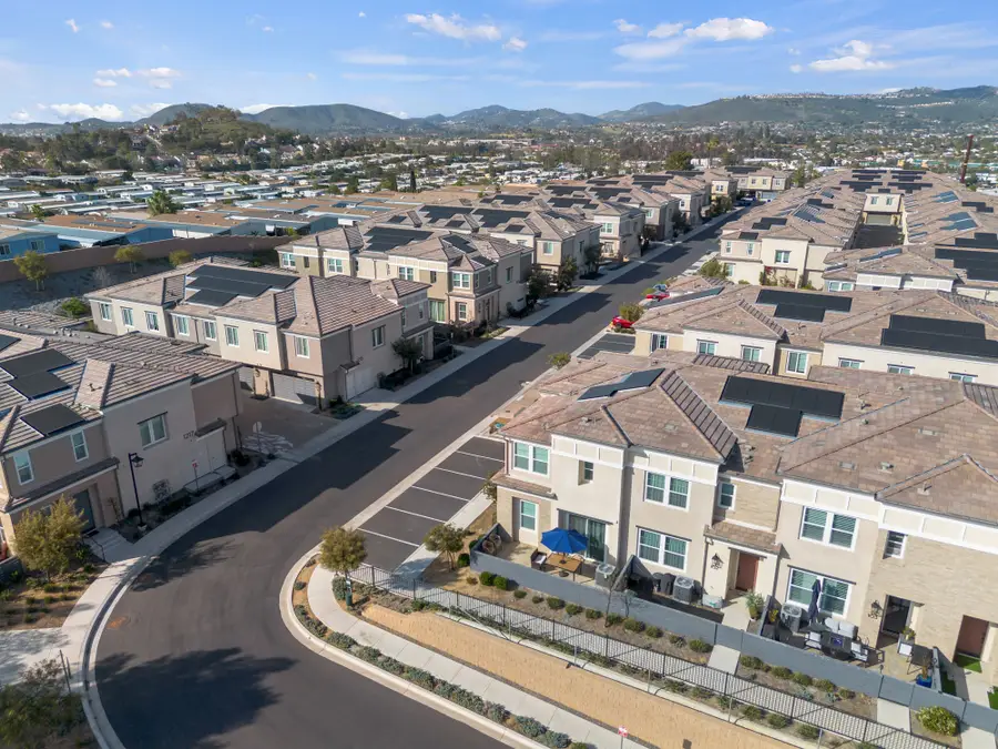 1220 Sunrise View #101, San Marcos, CA 92078 - #3