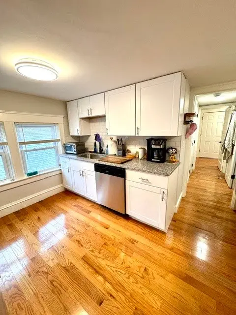 14 Mayflower Street #3, Providence, RI 02906 - #2
