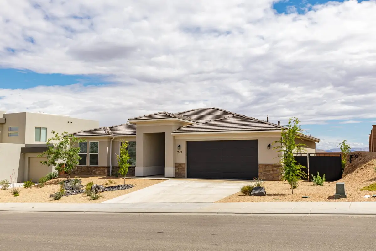747 S Mincio E, Saint George, UT 84770 - #1