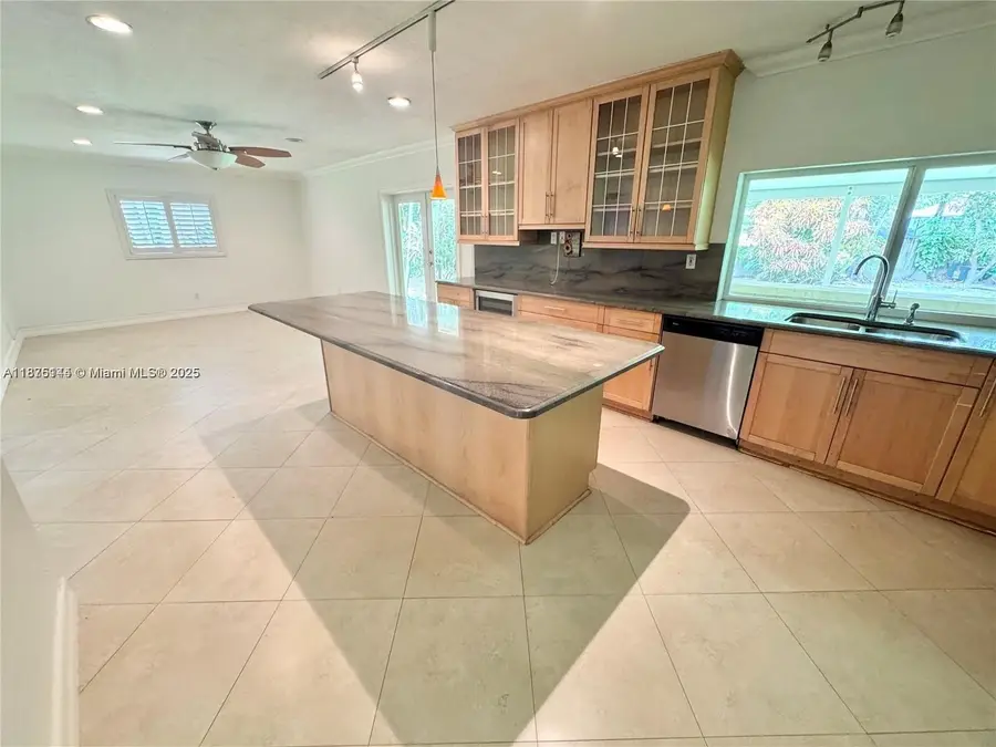 18421 SW 86th Ct, Cutler Bay, FL 33157 - Image #3