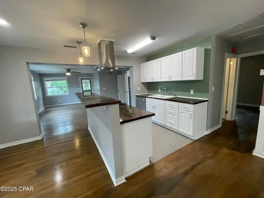1431 W 11th Street, Panama City, FL 32401 - #3