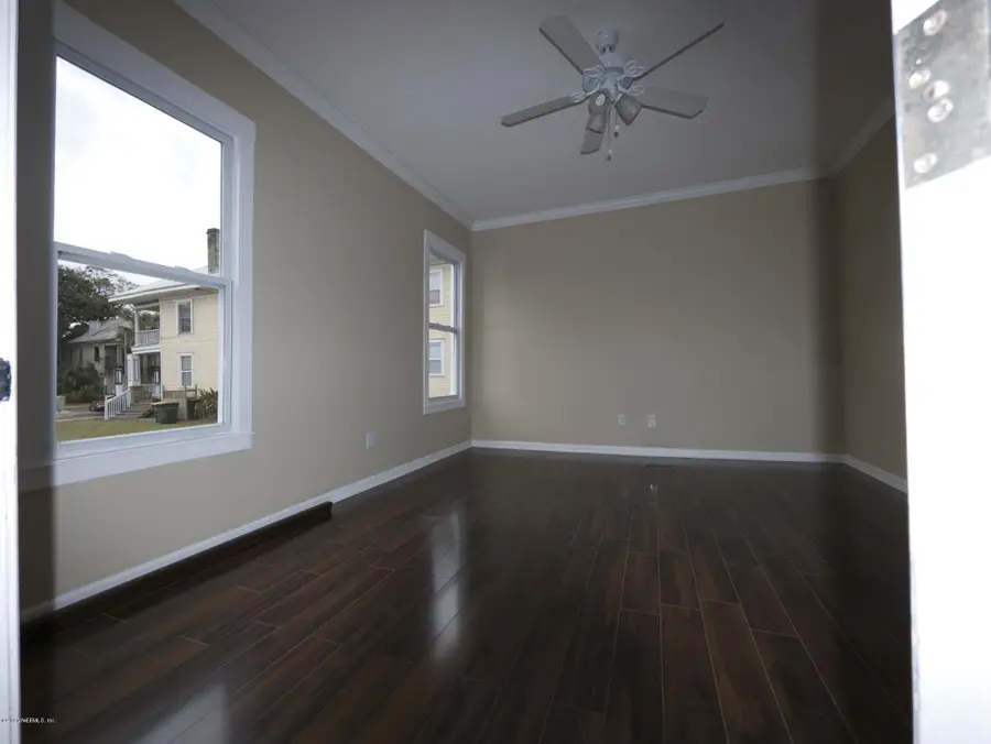 211 E 4th Street, Jacksonville, FL 32206 - #3