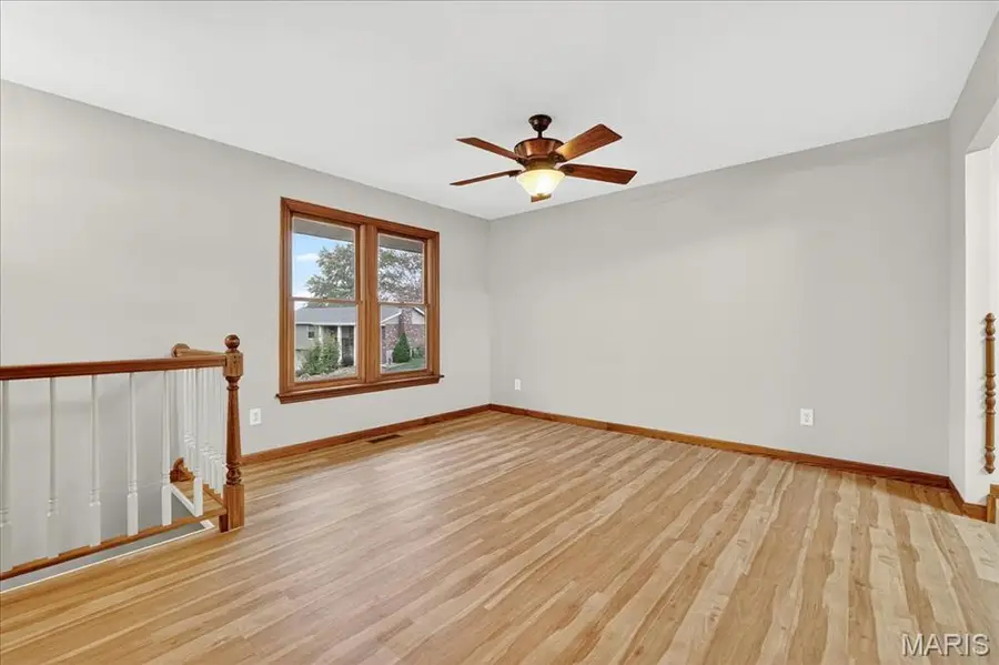 2711 Windford Court, Oakville, MO 63129 - Image #2