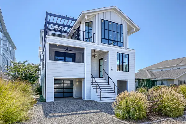 16 Chicago St, DEWEY BEACH, DE 19971