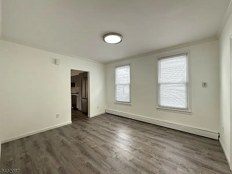 189 William St, Belleville, NJ 07109-2424 - #2