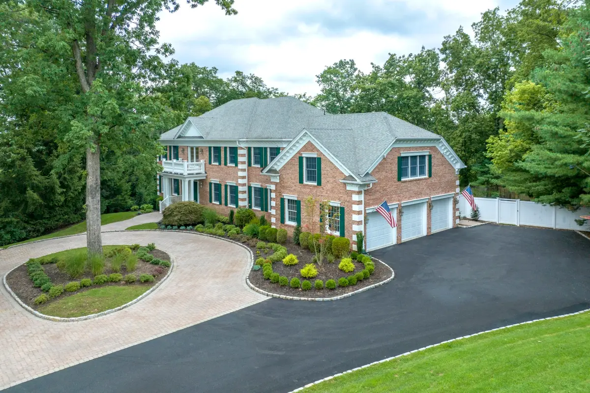 12 Oak Hill Dr, Bernards, NJ 07920 - #1
