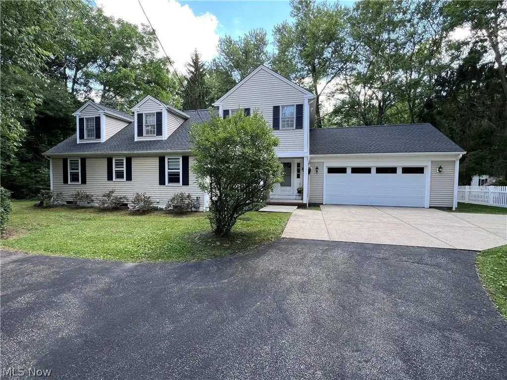 75 Olive Street, Chagrin Falls, OH 44022 - #1