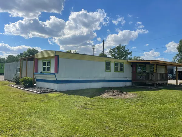 104 N Early Street, Willow Hill, IL 62480