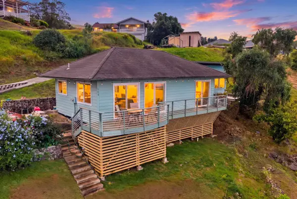734 Upper Kimo Dr, Kula, HI 96790