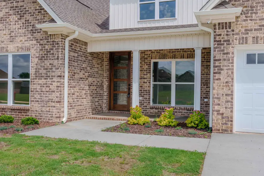 153 Ashbey Cir, Muscle Shoals, AL 35661 - #2