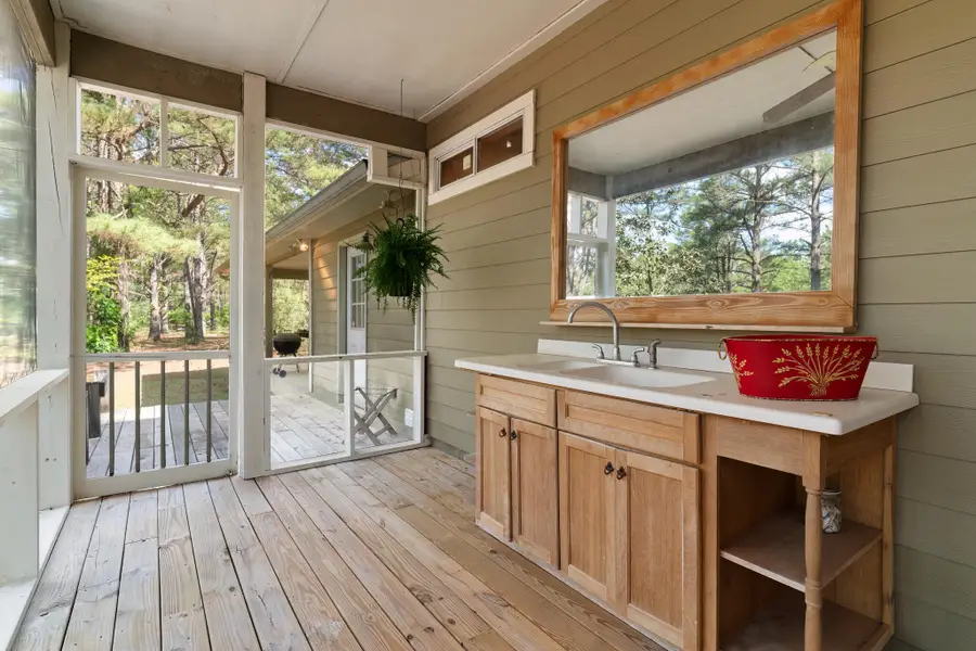 4353 Poverty Creek Road, Crestview, FL 32539 - #2