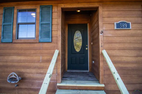 389 W School Ave, Waskom, TX 75692