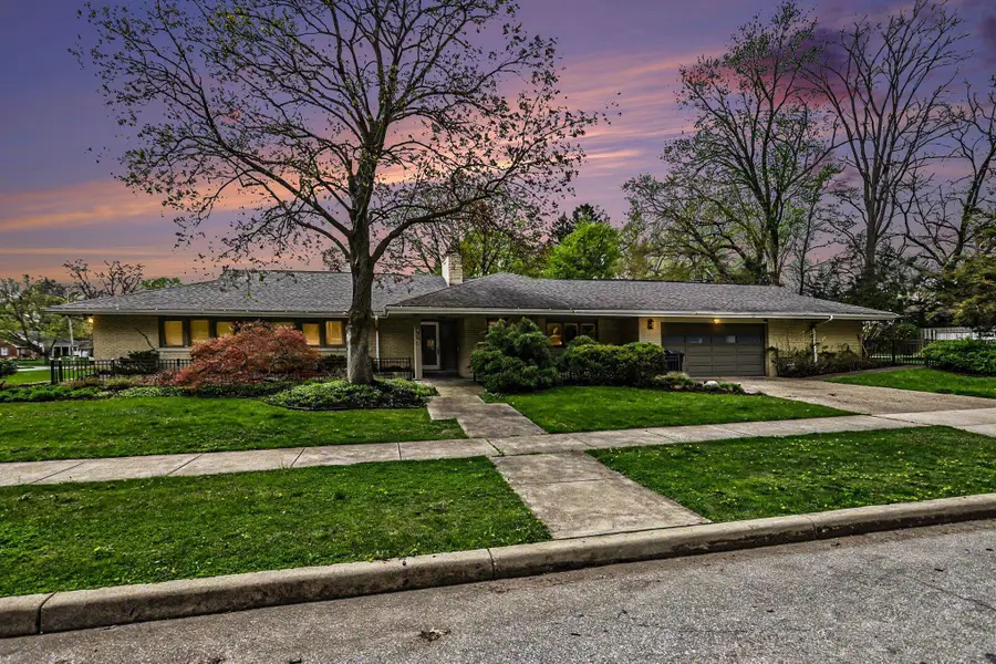 1627 E Washington Street, South Bend, IN 46617 - #2