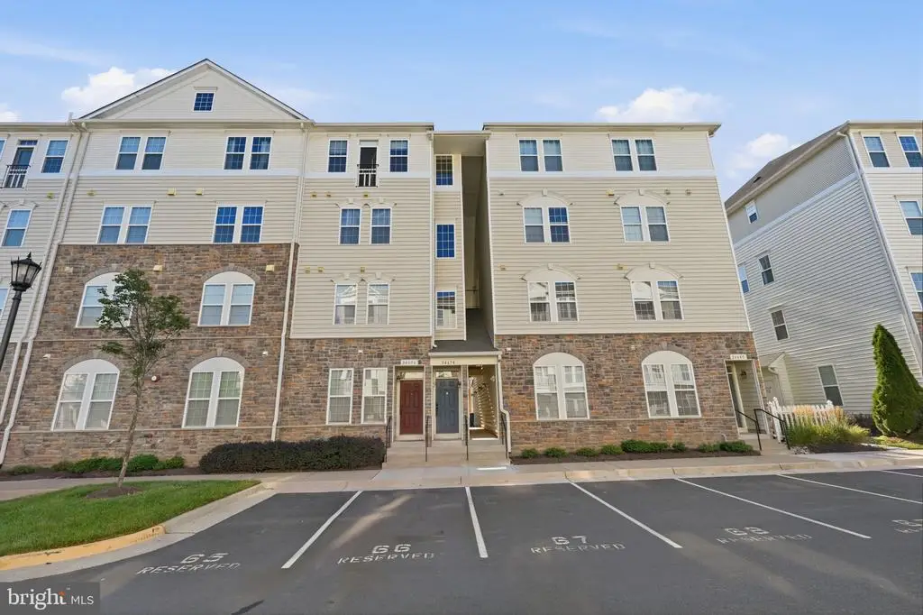 24678 Byrne Meadow Square, Aldie, VA 20105 - #1