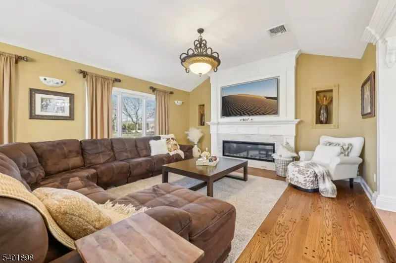 761 Valley Road, Wayne, NJ 07470 - Image #2