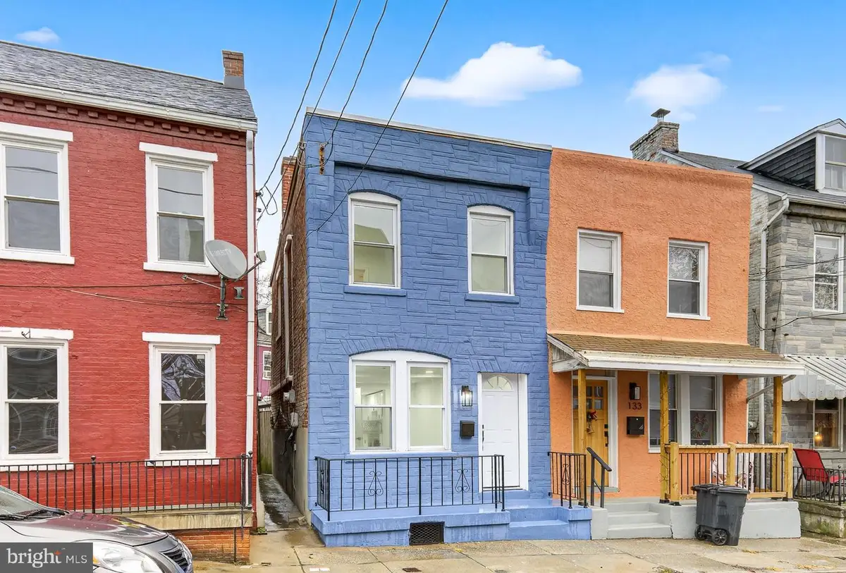 131 Old Dorwart St, Lancaster, PA 17603 - #1