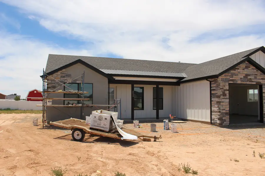4933 N Remington, Enoch, UT 84721 - #2