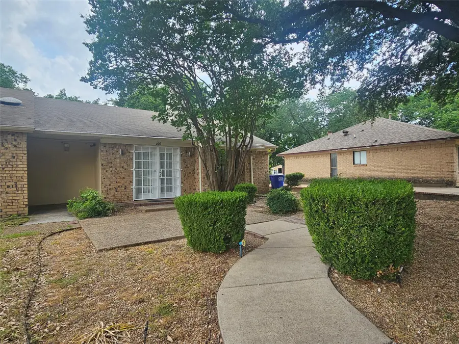200 E Denton Drive, Euless, TX 76039 - #2