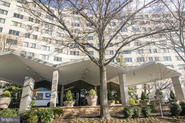 1200 N Nash Street #Unit 211, Arlington, VA 22209