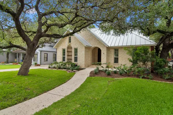 310 Castano Avenue, Alamo Heights, TX 78209