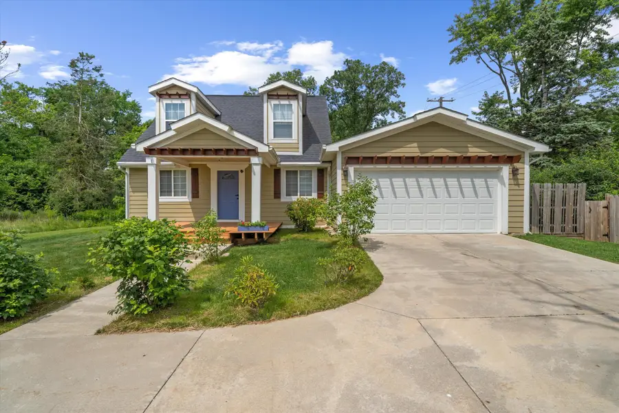 1 Maple Village Court, Ann Arbor, MI 48103 - #3