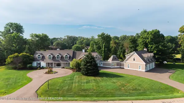 325 Wind-n-wood Drive, Okemos, MI 48864