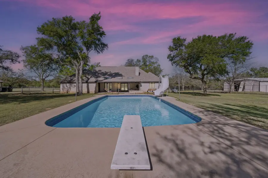 28 Country Oaks Dr, Buda, TX 78610 - #2