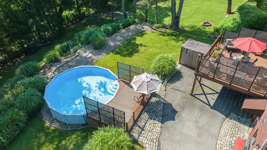 1340 Adams Dr, Ambridge, PA 15003 - #2