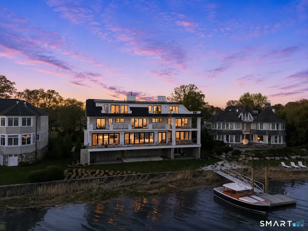 4 Little Cove Lane, Old Greenwich, CT 06870 - #1