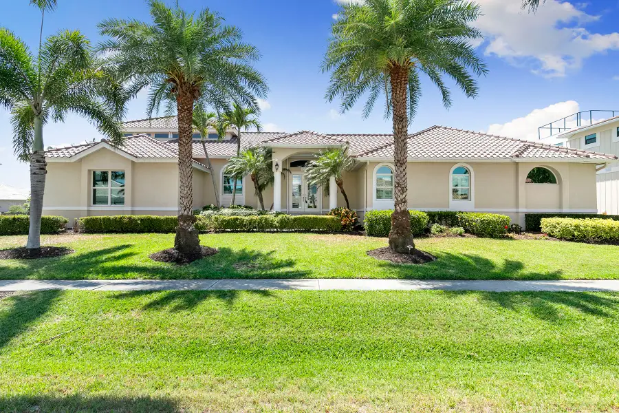 456 Adirondack Ct, Marco Island, FL 34145 - #2