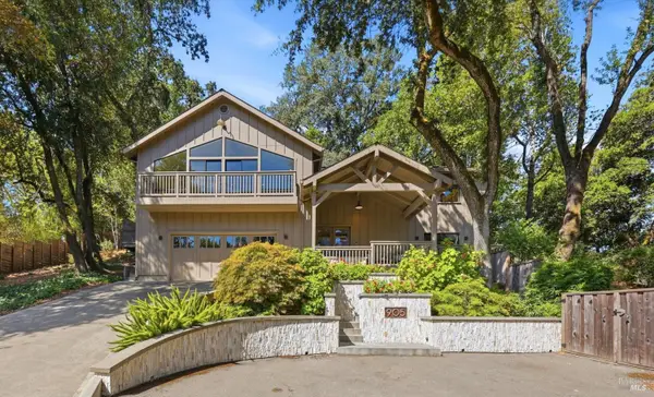905 Robertson Road, Glen Ellen, CA 95442