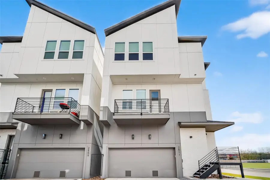 2511 N Macgregor Way, Houston, TX 77004 - #2