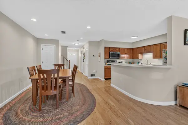 18 Indian Hill Lane #18, Salem, MA 01970